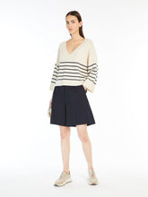 Load image into Gallery viewer, MaxMara-Weekend-Oversized-Leva-Cashmere-Sweater
