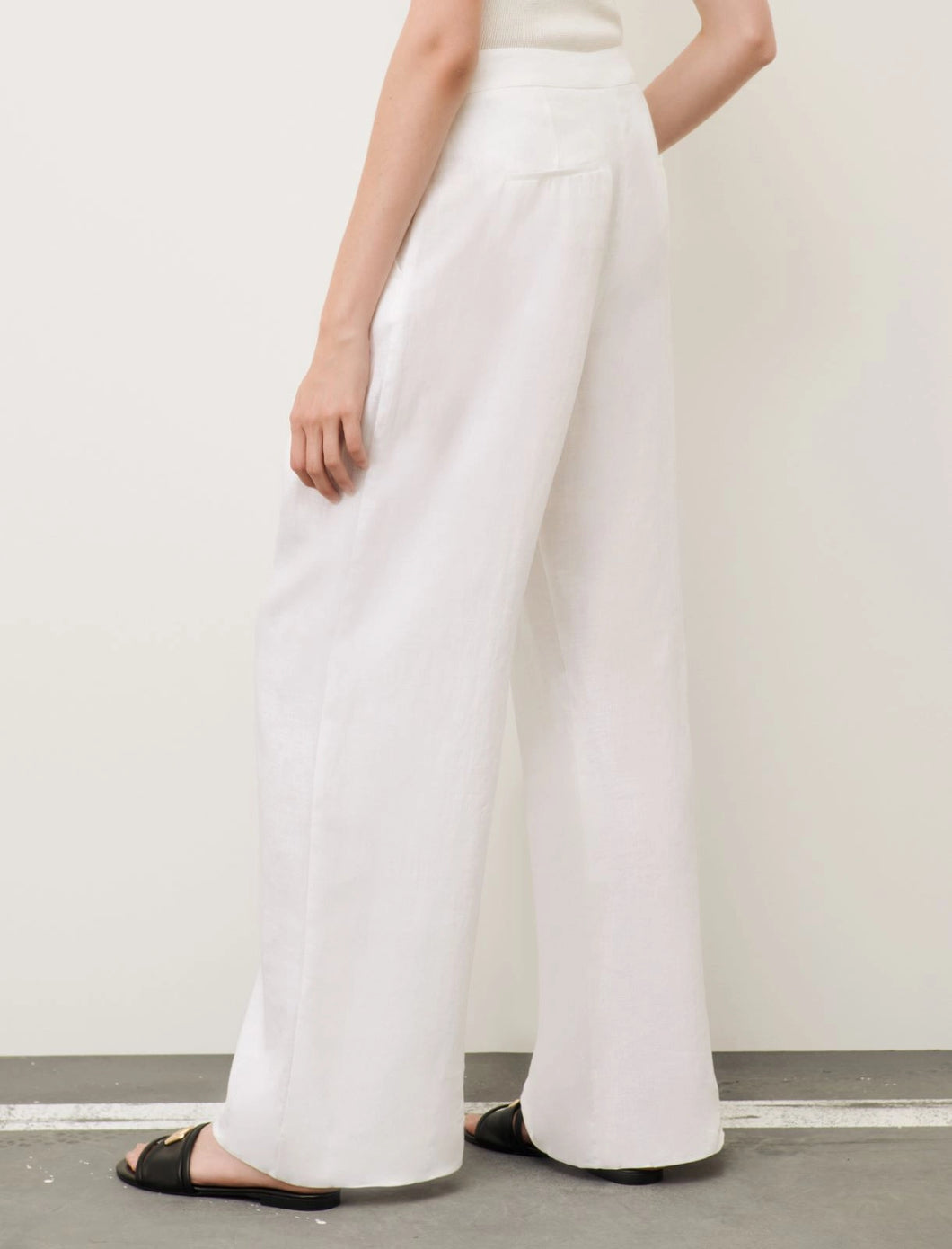 marella-nizere-linen-trousers-white